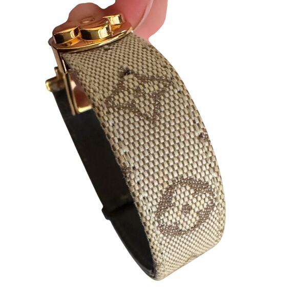 Louis Vuitton Monogram Mini Lin Good Luck Wish Bracelet - Picture 4 of 12